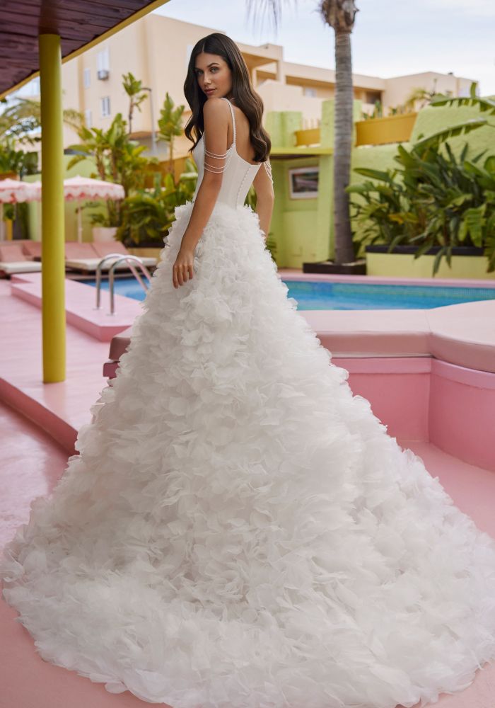 Robe de mariée JOLINA de LUNA NOVIAS – Nicéa Mariage Nice