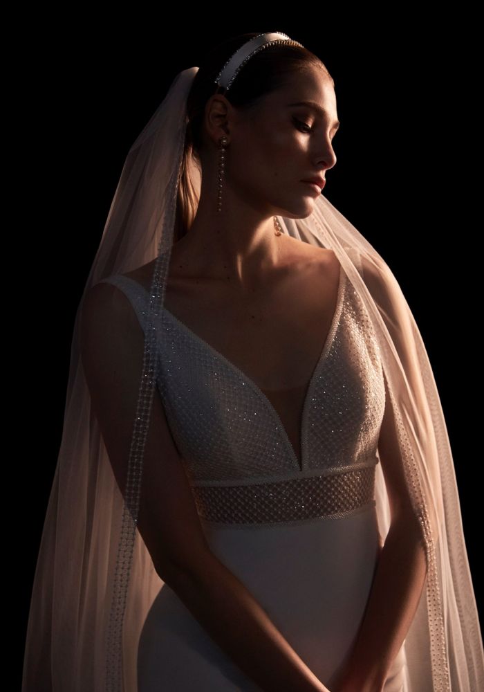 Robe de mariée CAROLINE de HERVE MOREAU – Nicéa Mariage Nice