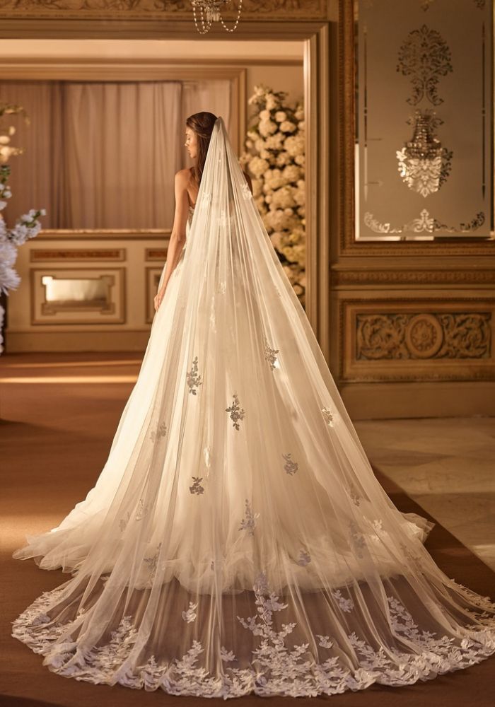 Robe de mariée EFIRA de ALBERTO PALATCHI – Nicéa Mariage Nice