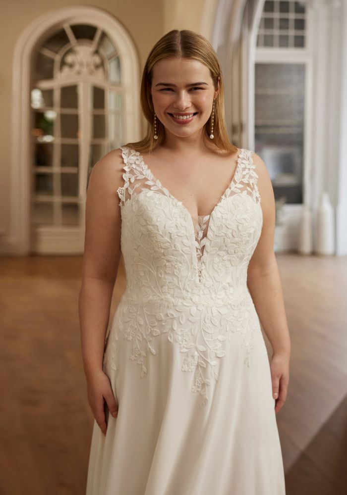 Robe de mariée WASTEL de LUNA NOVIAS – Nicéa Mariage Nice