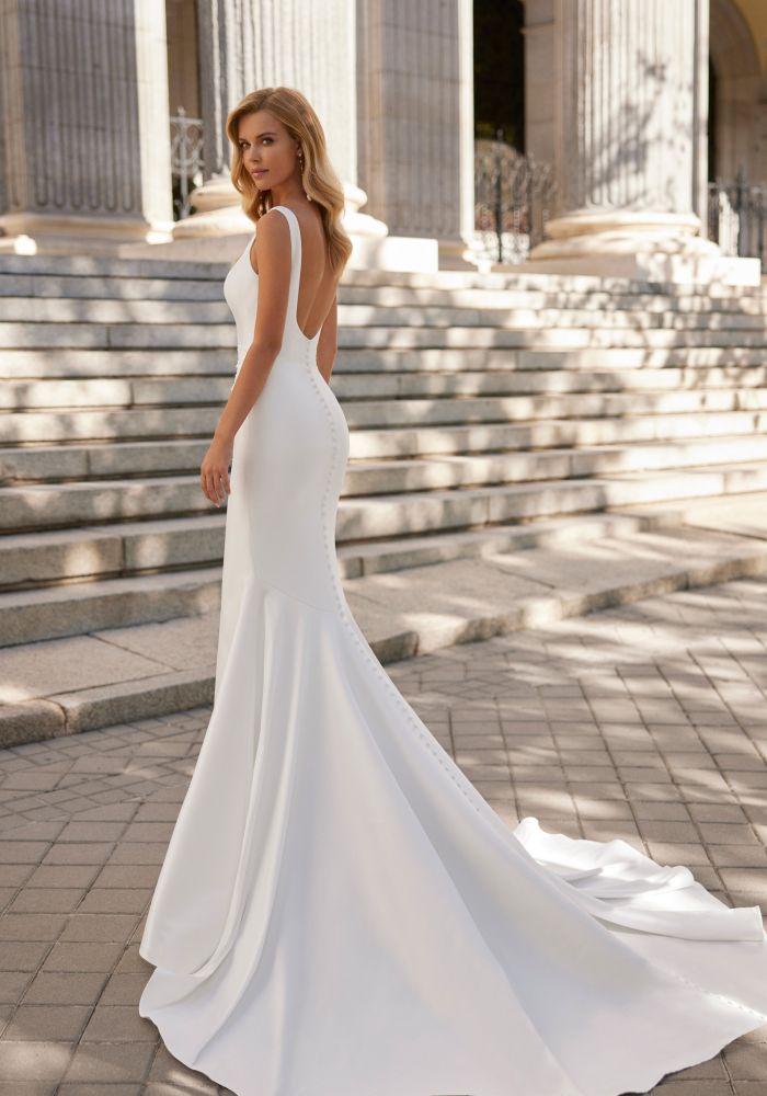 Robe de mariée SABATINI de LUNA NOVIAS – Nicéa Mariage Nice