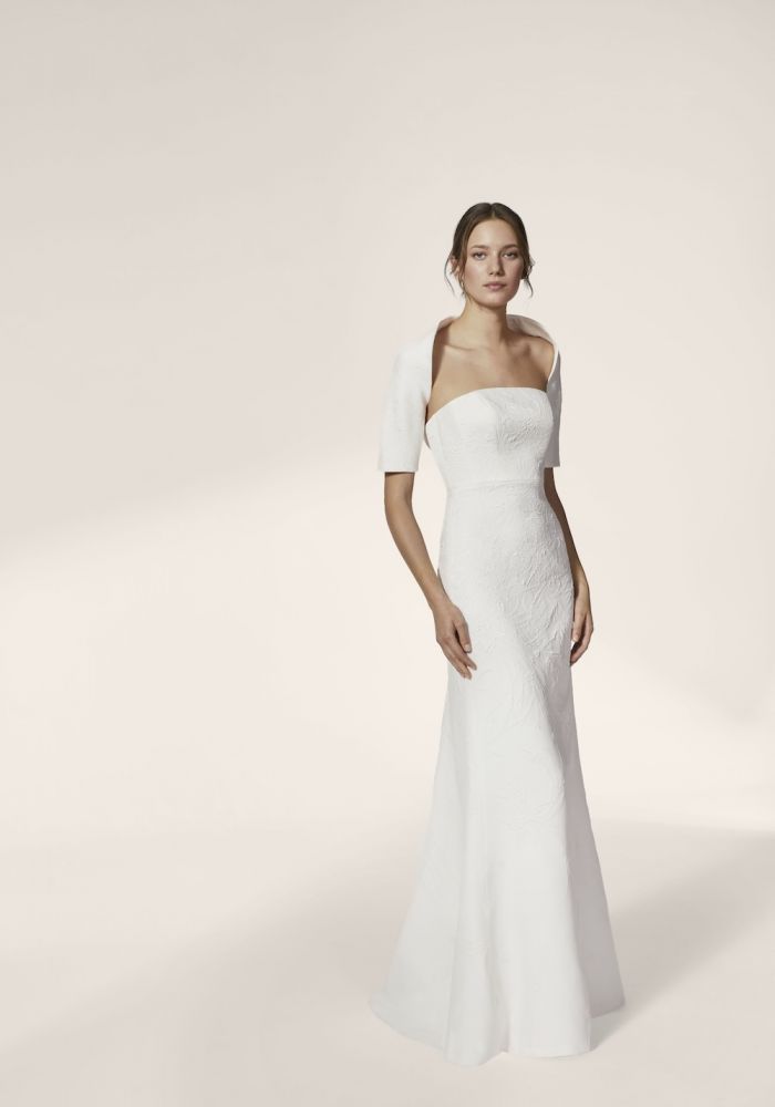 Robe de mariée 2626  avec boléro de JESUS PEIRO – Nicéa Mariage Nice