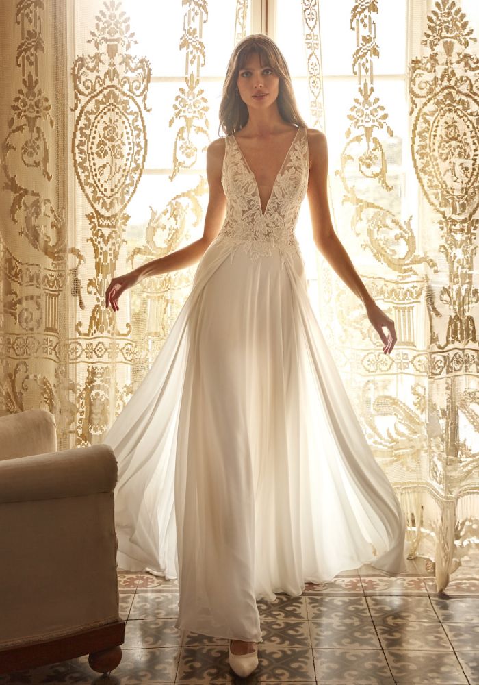 Robe de mariée SAZZIA de NICOLE MILANO by Pronovias – Nicéa Mariage Nice