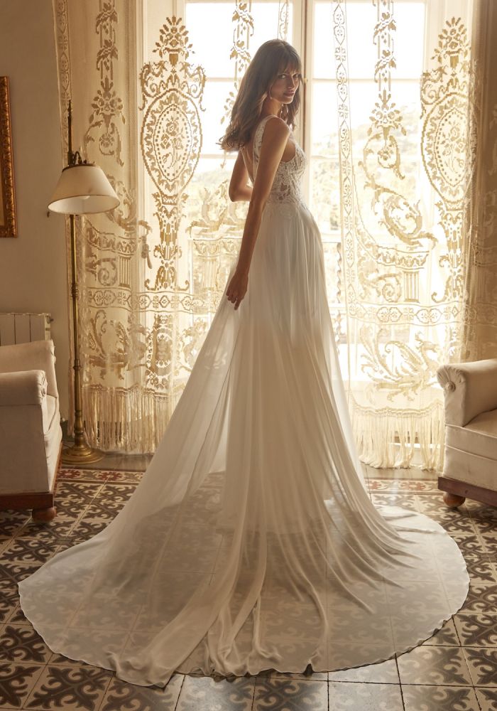 Robe de mariée SAZZIA de NICOLE MILANO by Pronovias – Nicéa Mariage Nice