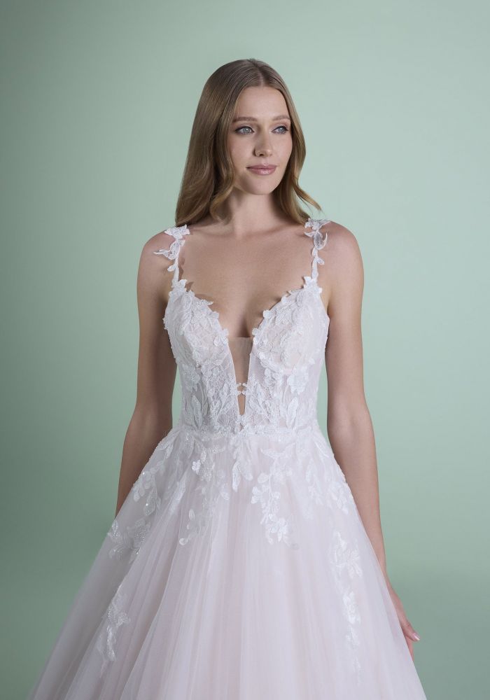 Robe de mariée ALLEGORY de NICOLE MILANO by Pronovias – Nicéa Mariage Nice
