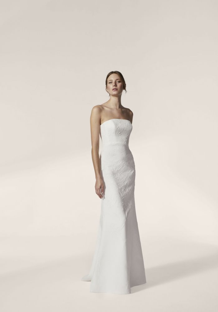 Robe de mariée 2626  avec boléro de JESUS PEIRO – Nicéa Mariage Nice