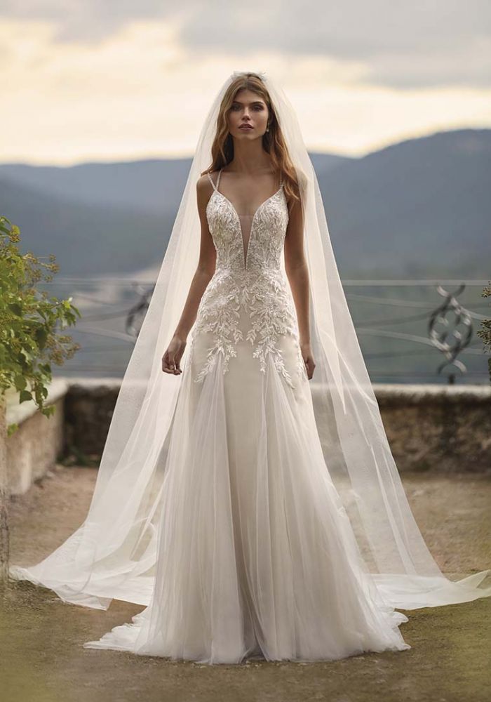 Robe de mariée VIVENDEL de NICOLE MILANO by Pronovias – Nicéa Mariage Nice