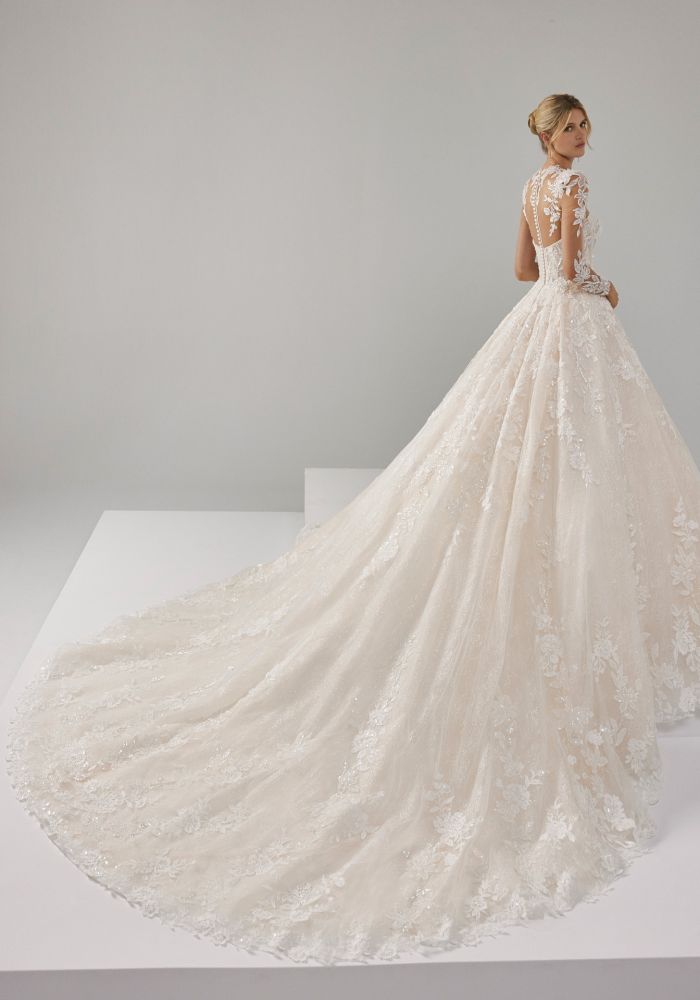 Robe de mariée AMALI de LUNA NOVIAS – Nicéa Mariage Nice