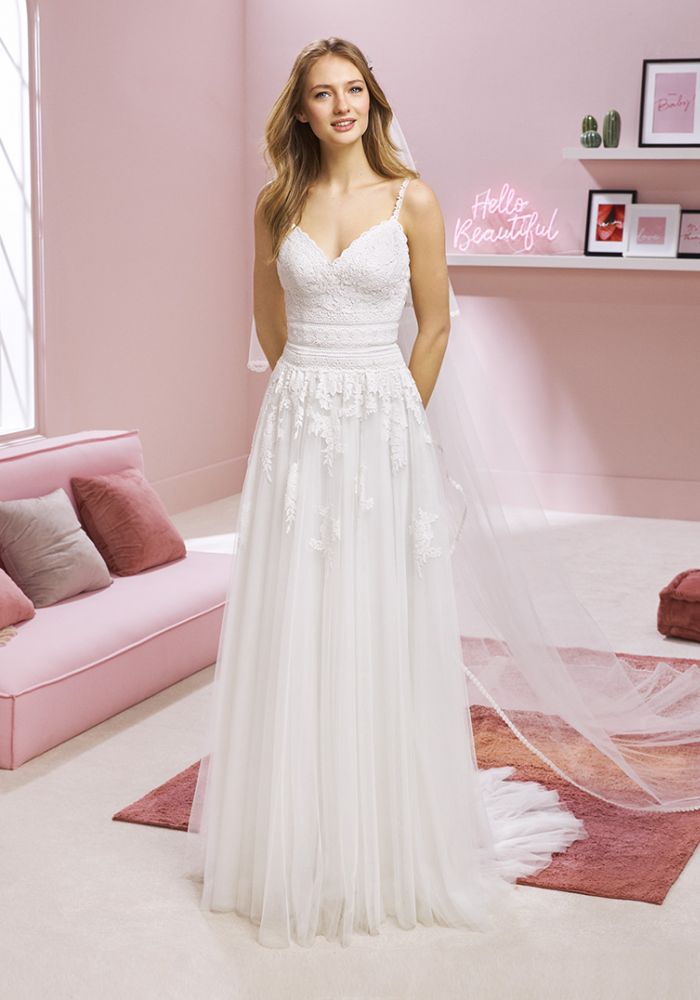 Robe de mariée CARDI de WHITE ONE – Nicéa Mariage Nice