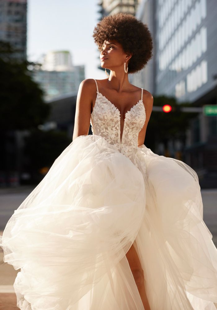 Robe de mariée KIVA de ROSA CLARÁ – Nicéa Mariage Nice