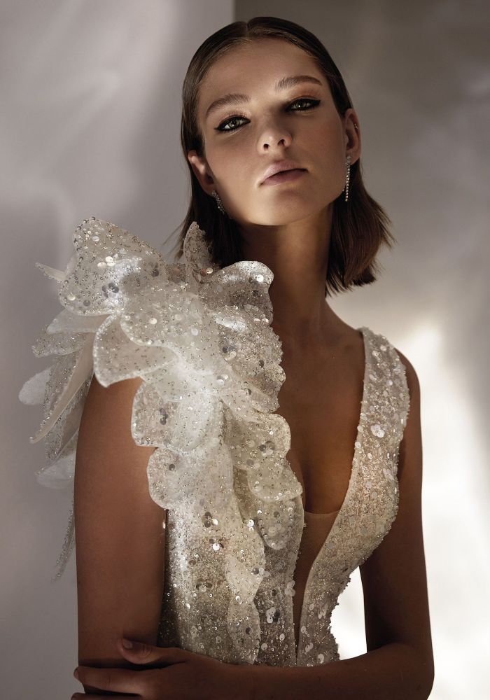 Robe de mariée SAYMNA de NICOLE MILANO by Pronovias – Nicéa Mariage Nice