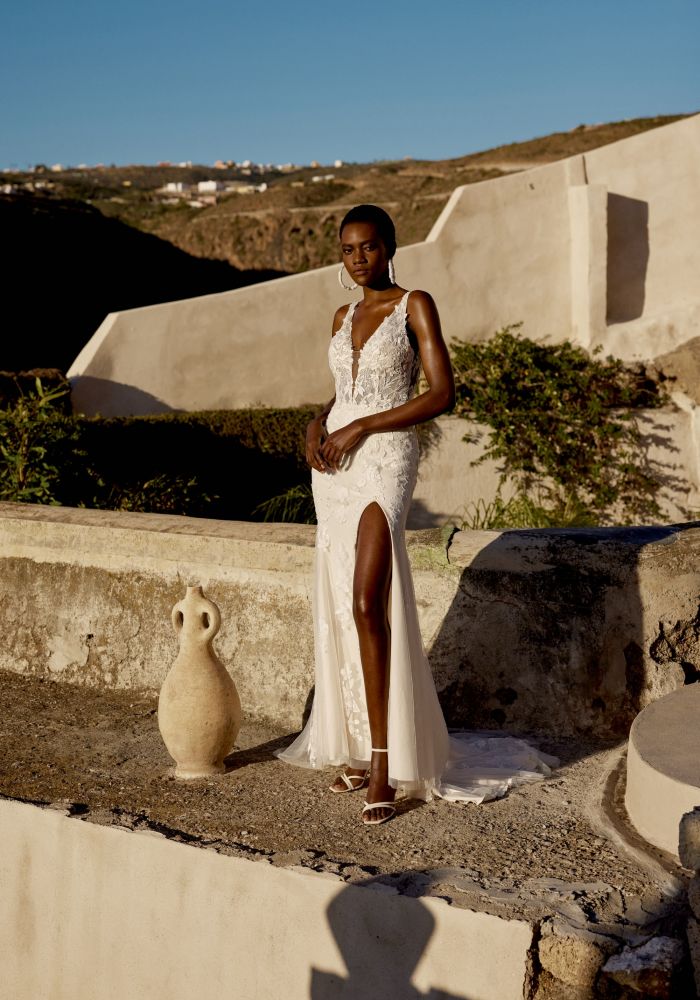 Robe de mariée 66373 de LILLIAN WEST – Nicéa Mariage Nice