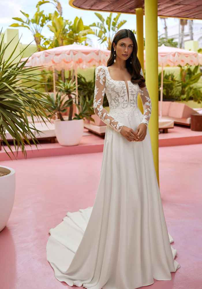 Robe de mariée JANAYA de LUNA NOVIAS – Nicéa Mariage Nice
