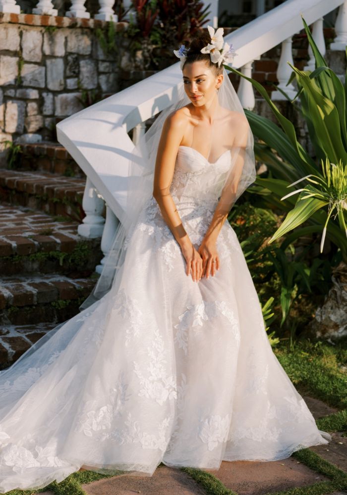 Robe de mariée WYETTA 67111B de WATTERS – Nicéa Mariage Nice