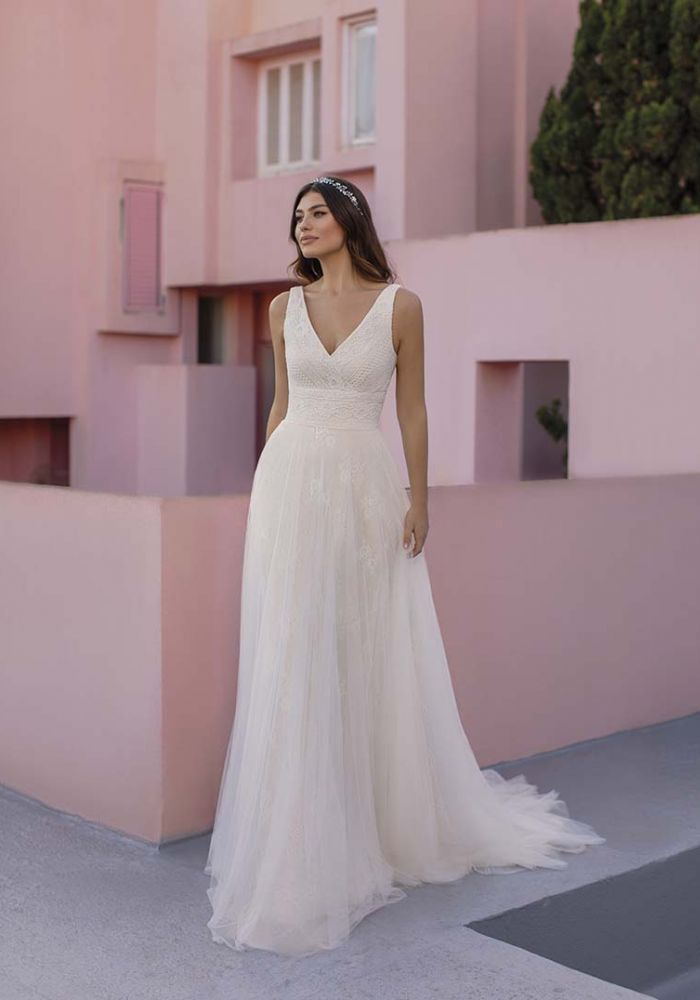 Robe de mariée OCRET de WHITE ONE – Nicéa Mariage Nice