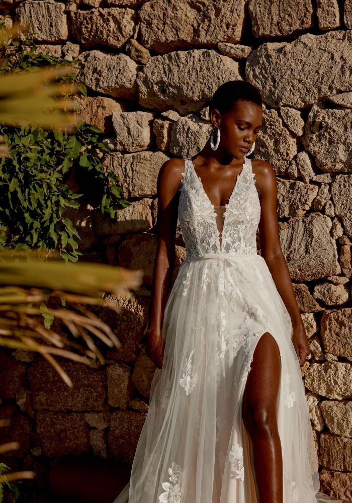 Robe de mariée 66373 de LILLIAN WEST – Nicéa Mariage Nice