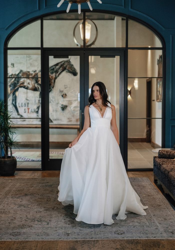 Robe de mariée BEGONIA 16232 de WATTERS – Nicéa Mariage Nice