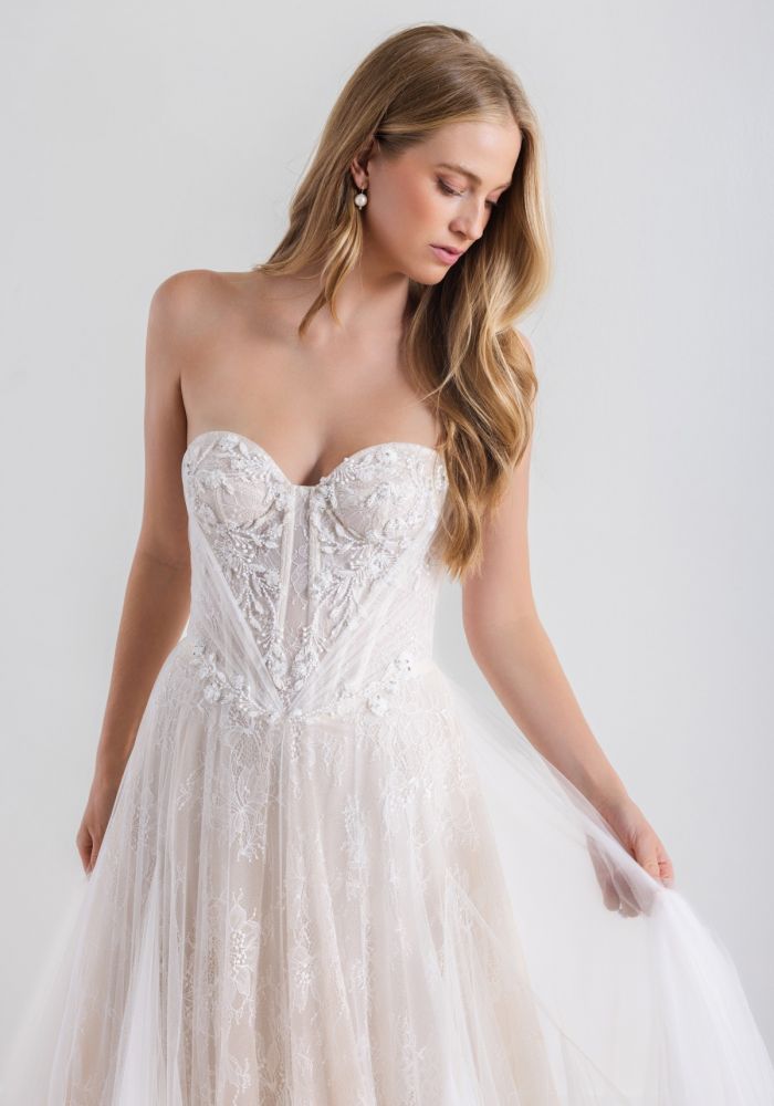 Robe de mariée LUMEN 69710B de WATTERS – Nicéa Mariage Nice
