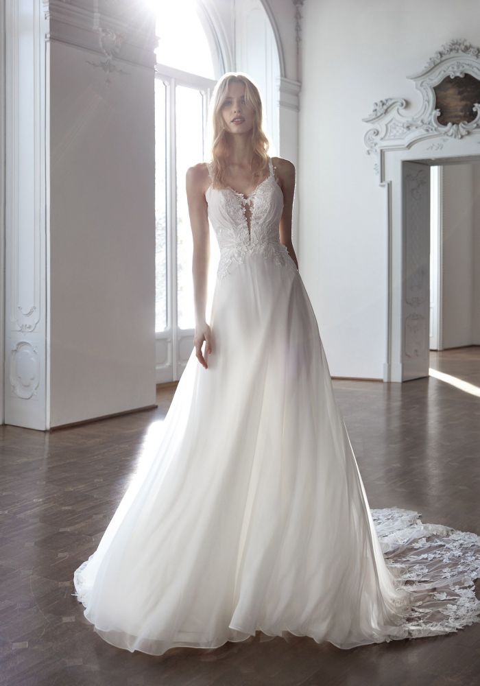 NICOLE MILANO by Pronovias
