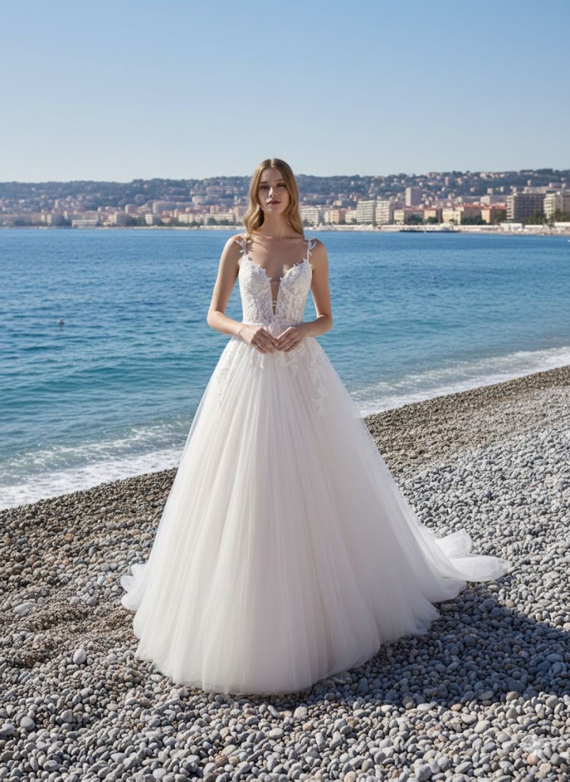 ALLEGORY de NICOLE MILANO by Pronovias