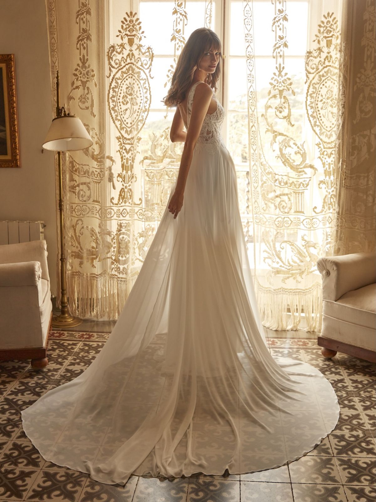 SAZZIA de NICOLE MILANO by Pronovias