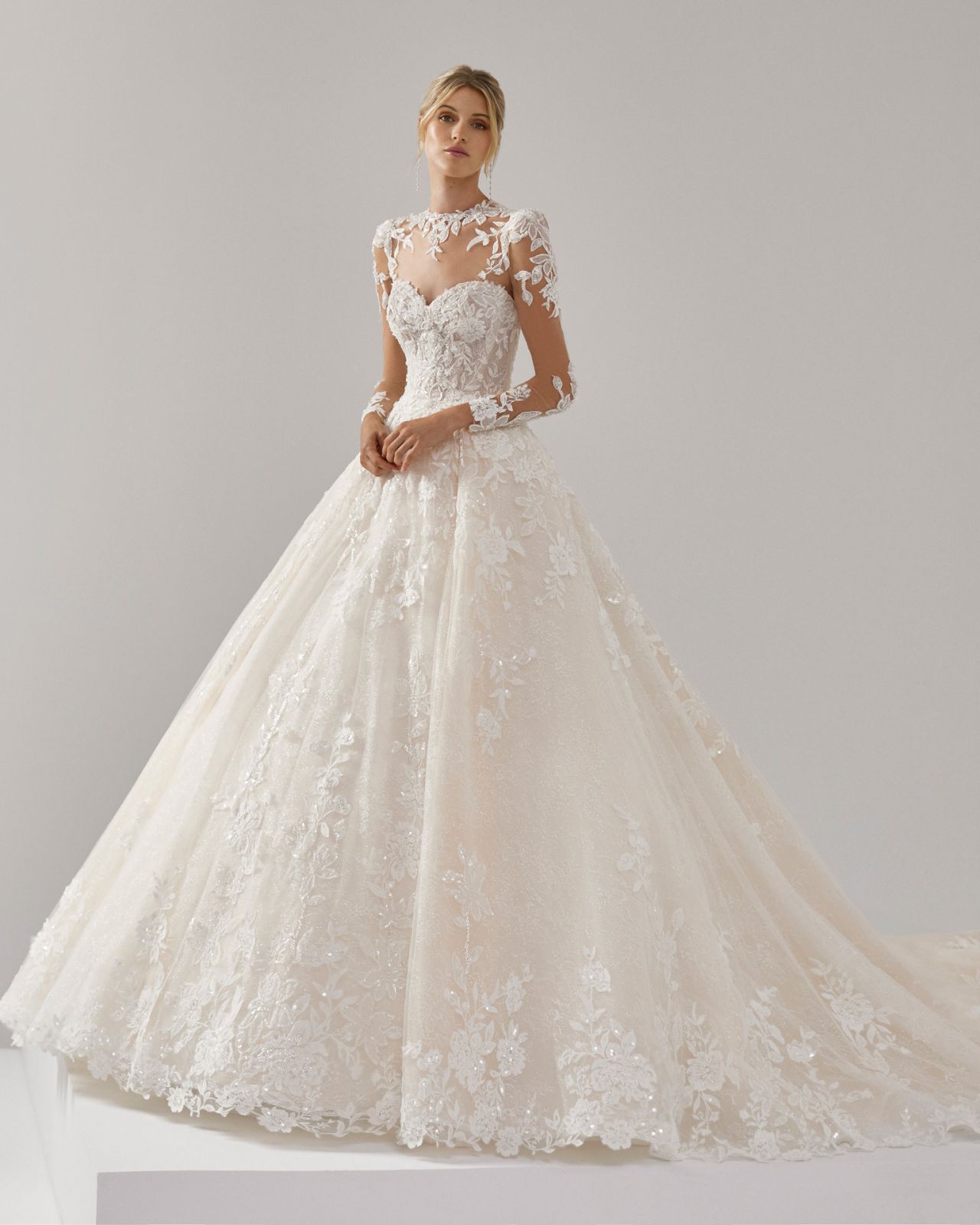 AMALI de LUNA NOVIAS